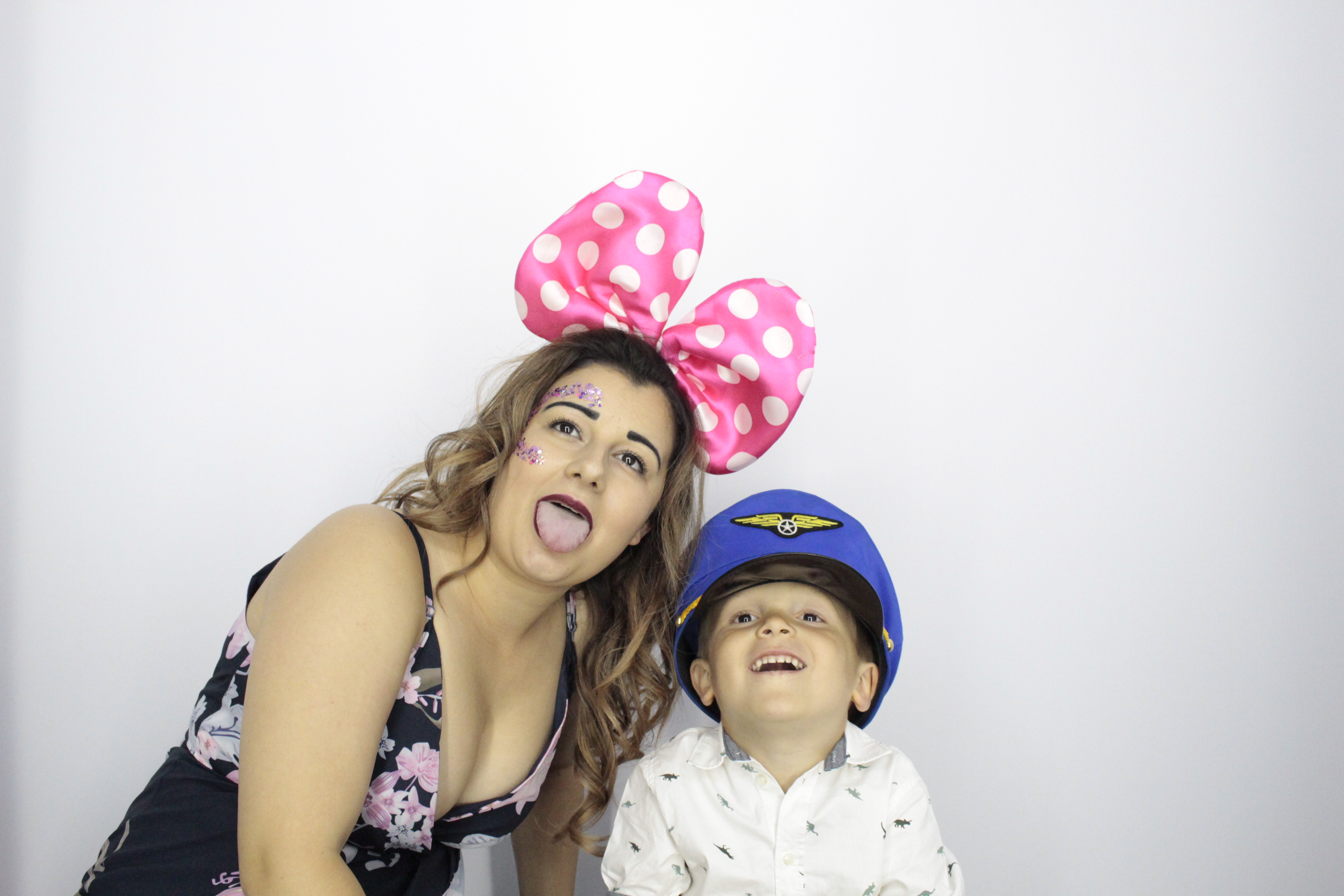 James and Natalie’s Wedding | View more photos from the event at gallery.myphotoboothexperience.co.uk/u/MyPhotoBoothExperienceLtd/James-and-Natalie’s-Wedding